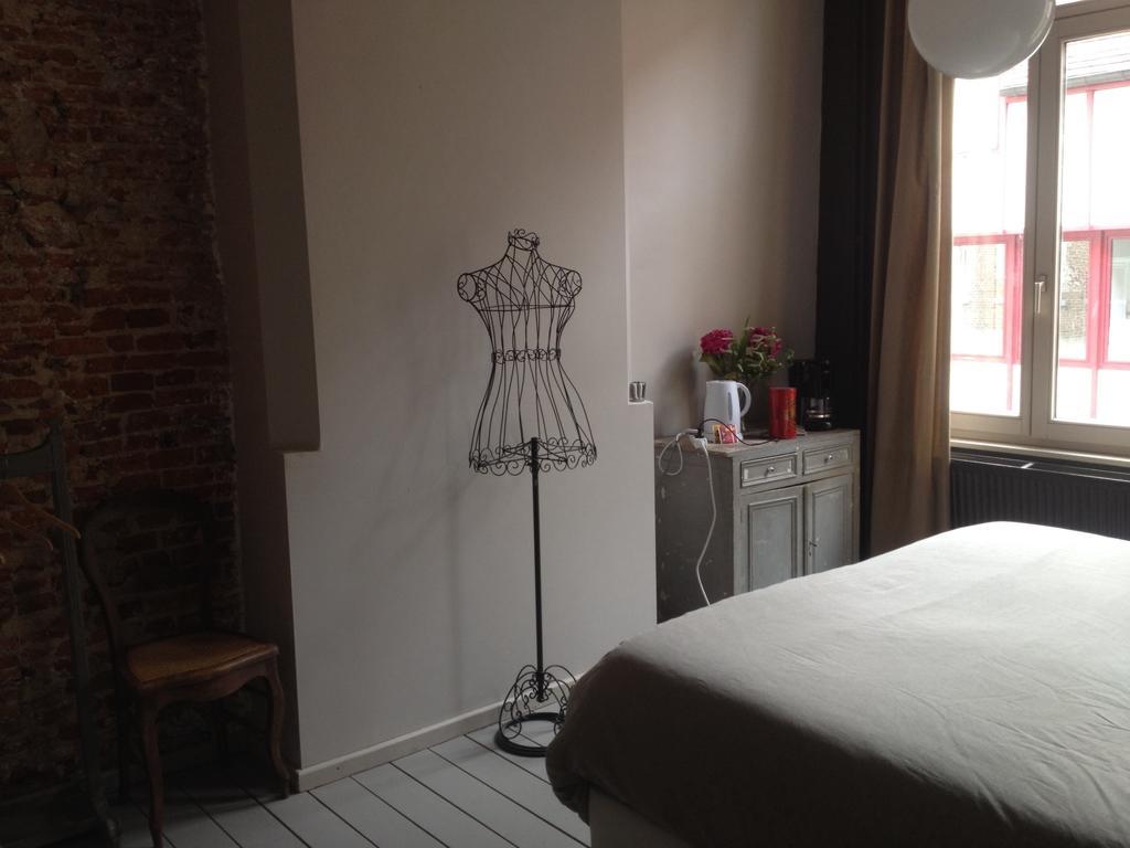 De Groene Maan Mechelen Room photo